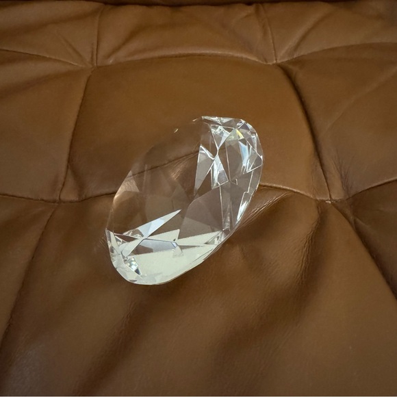 Diamond Shaped Paperweight - Picture 3 of 7